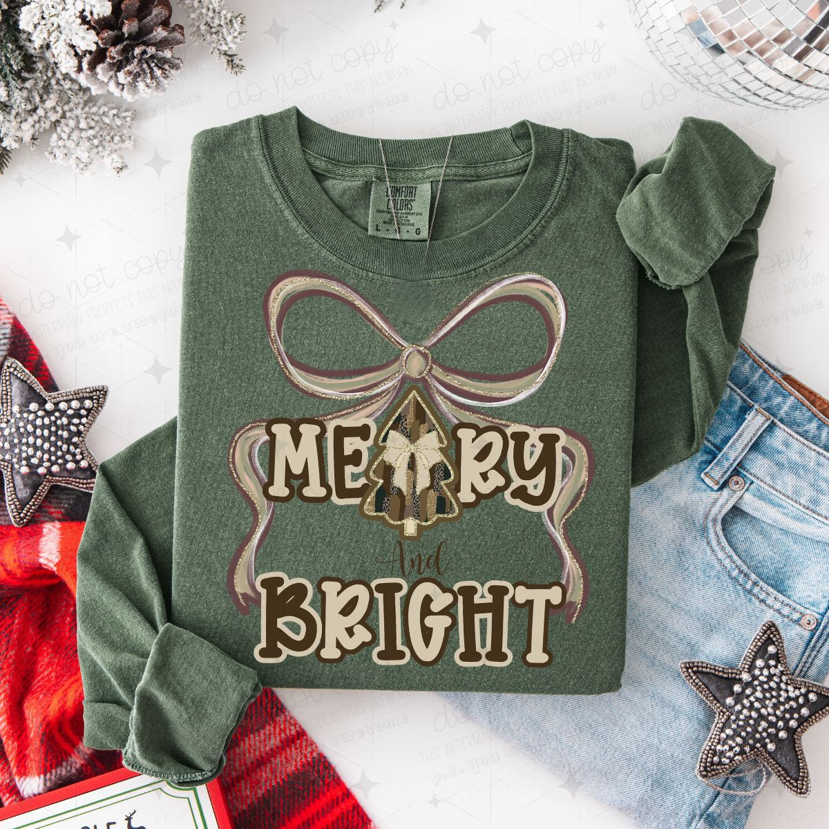 COQUETTE CAMO MERRY & BRIGHT WITH CHRISTMAS TREE