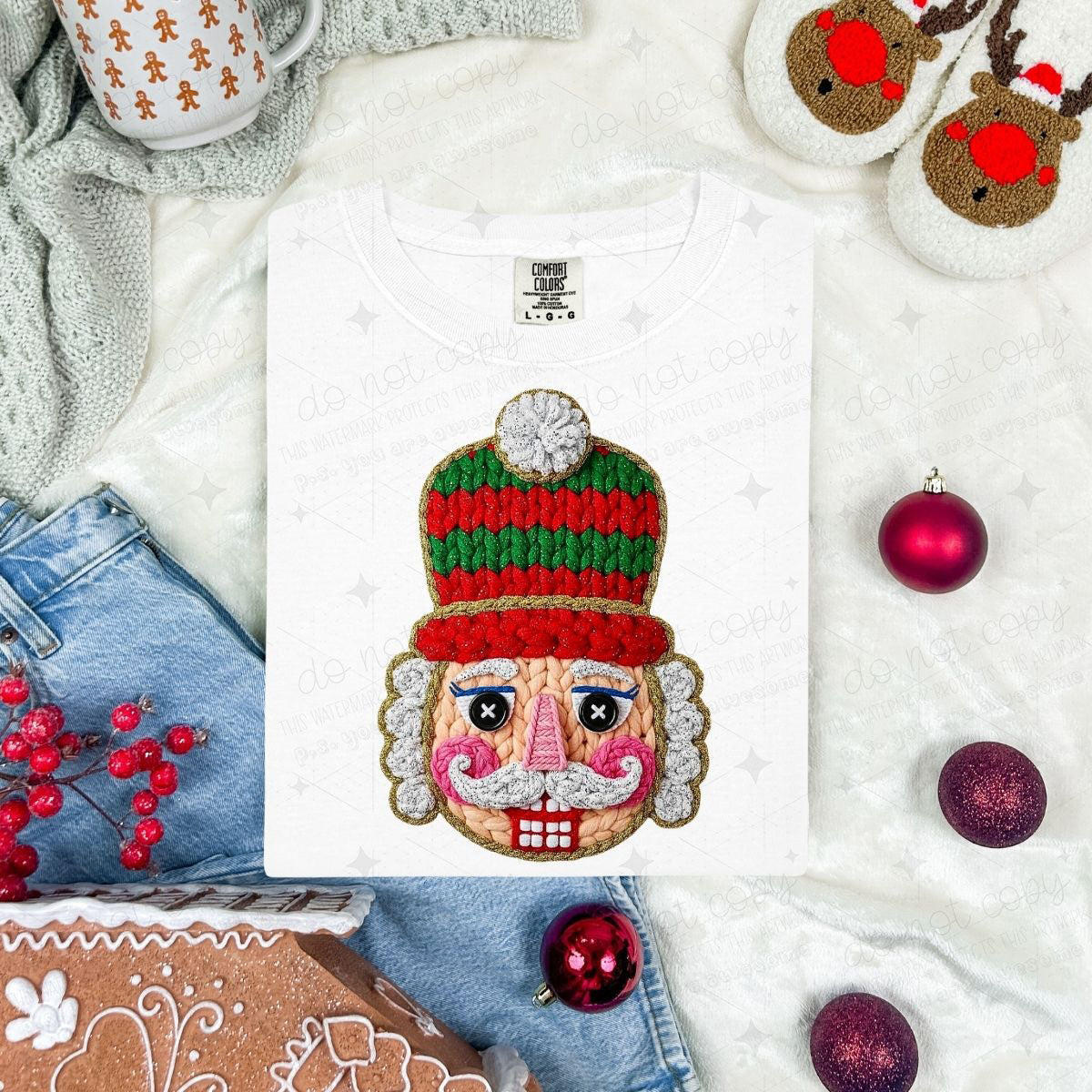 NUTCRACKER RED AND GREEN HAT *FAUX YARN*