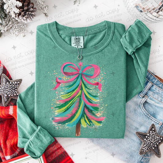 COQUETTE SPLATTER CHRISTMAS TREE