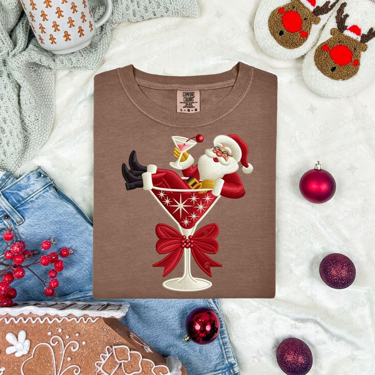 COQUETTE SANTA IN A MARTINI GLASS *FAUX YARN*