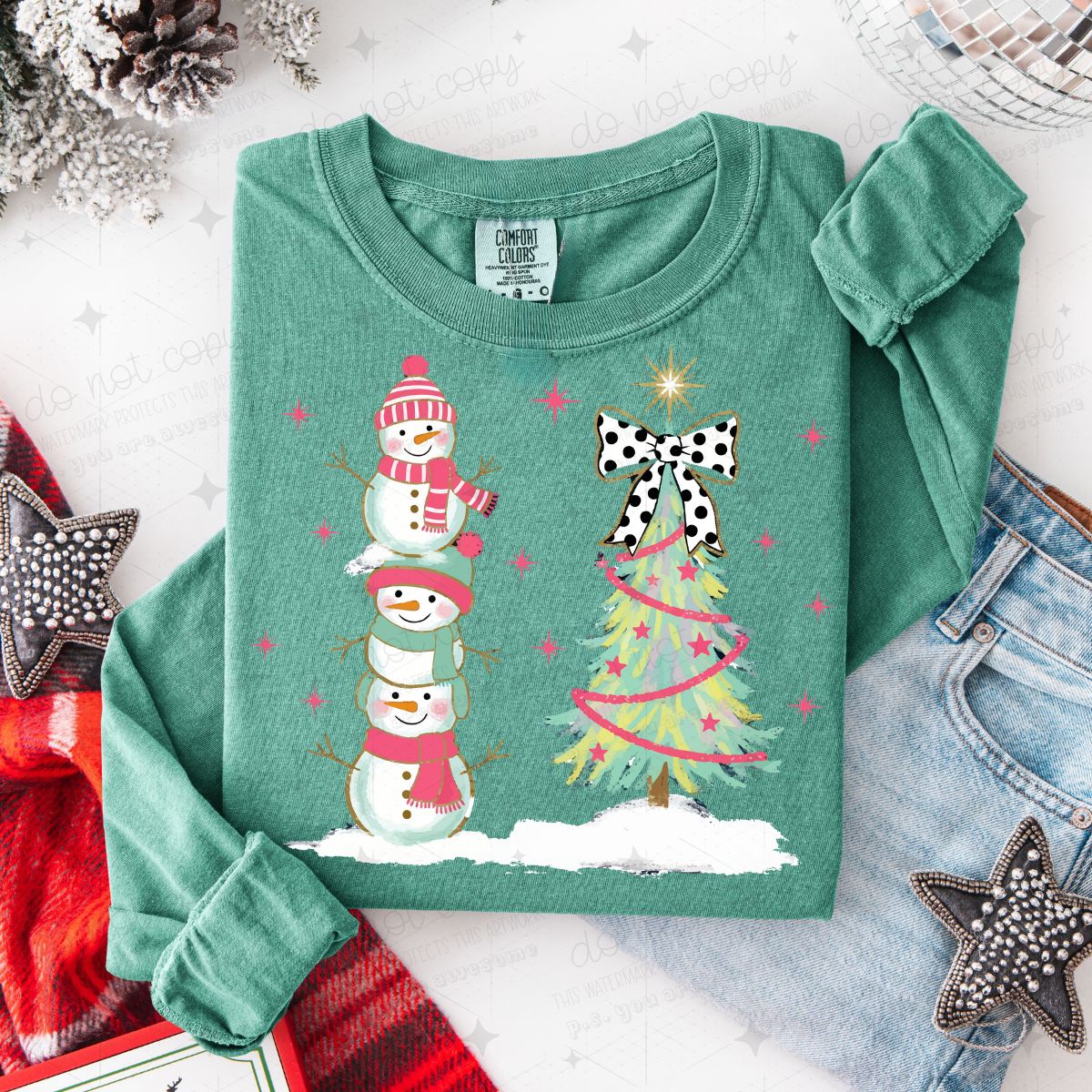 COQUETTE SNOWMEN AND A CHRISTMAS TREE