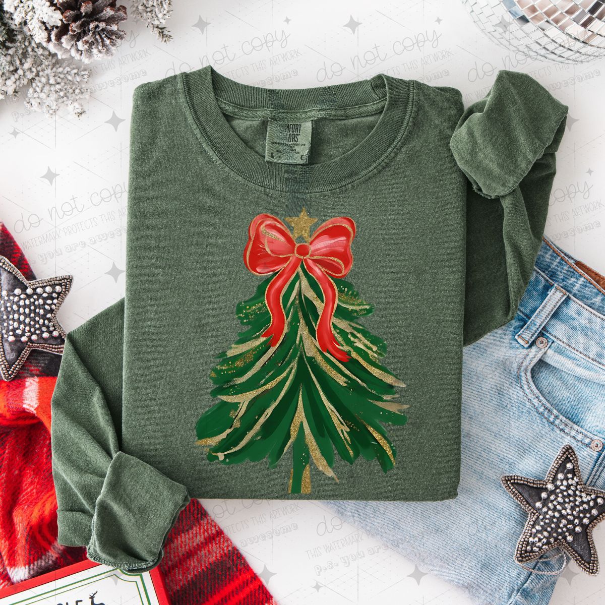 COQUETTE BRUSHSTROKE CHRISTMAS TREE