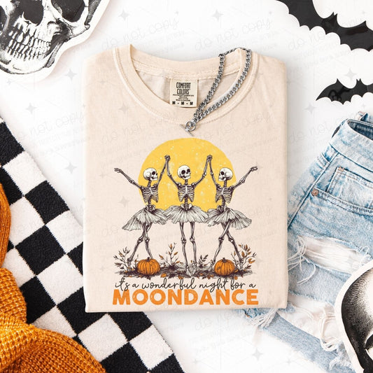 ITS A WONDERFUL NIGHT FOR A MOONDANCE