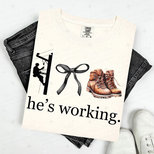 COQUETTE HE'S WORKING. - LINEMEN