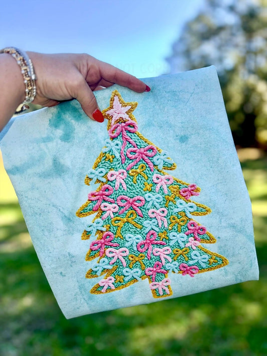 CHRISTMAS TREE - FAUX YARN