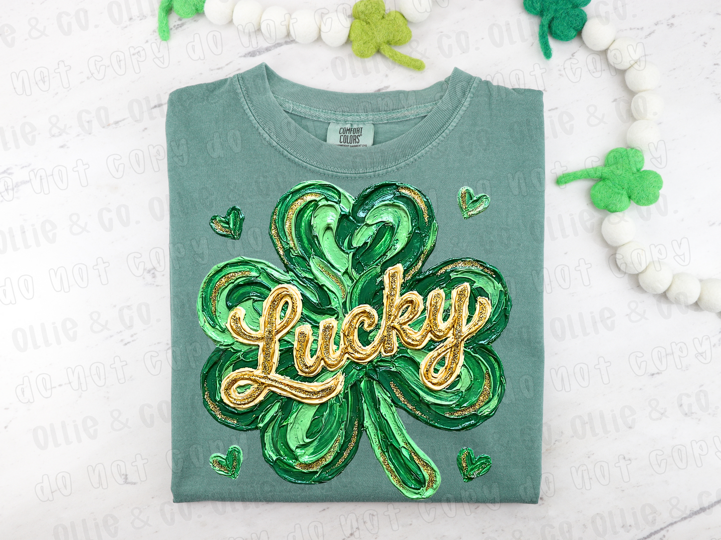 LUCKY BRUSHSTROKE SHAMROCK